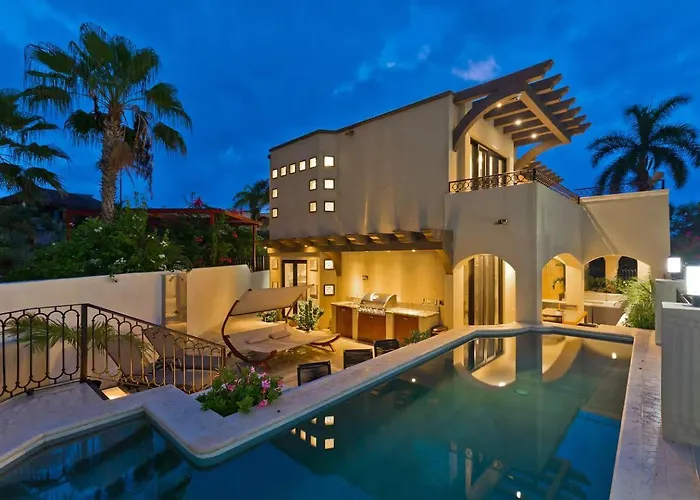 Hébergement de vacances Marbella Lane - Chic Casa With Amazing Oceanviews